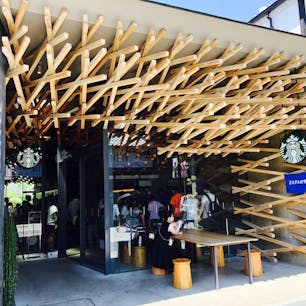 太宰府天満宮の近くのスタバ！人がいっぱいで賑わってました！