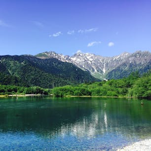 上高地。
神降地と言われる理由が分かりました。日本とは思えない絶景。