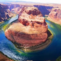 🇺🇸Grand Canyon Horseshoe Bend
馬の蹄のように川が流れてる。
グランドキャニオンは本当に百聞は一見にしかず。