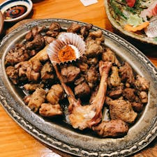 鳥の里@宮崎

宮崎といえば、地鶏！！！
この鉄板の上の地鶏、最高です♡

#宮崎 #旅行 #地鶏 #居酒屋 #夫婦2人旅 #グルメ