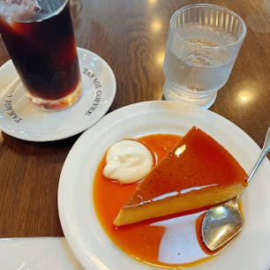 高木珈琲 高辻本店
暑くて休憩🍮