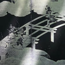 平家打倒の橋合戦
宇治川橋
此の橋は宇治川の橋です。
1180年（治承4）5月26日。平家打倒を掲げて挙兵した以仁王・源頼政の一向は、三井寺の勢力を頼むも支援は得られず、やも無く、奈良・興福寺へ向かいます。途中、平等院で休息をして居る間に朝廷が派遣した追討軍に追いつかれ、宇治川を挟んで、戦闘が繰り返し行われた。
特に宇治川橋を挟んでの戦いは激戦でした、
コレが「橋合戦」です、実際の軍勢は頼政側が50騎余り、追討軍は三百騎でしたが、平家物語では、それぞれ一千人余りと二万人騎余りに膨れあがり、戦いも華やかに描かれて居ます。
中でも浄妙房や一来法師の活躍は最たる物でした。

#サント船長の写真　#五条大橋