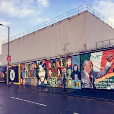 2017年2月北アイルランド🇬🇧
平和の壁(Peace Wall)
ユニオニスト(イギリス統治を支持)とナショナリスト(イギリスからの独立を支持)の居住地を隔てた壁。