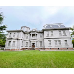 猪苗代天鏡閣

映画約束のネバーランドや、ドラマ元カレの遺言状のロケ地。

国指定重要文化財。

#天鏡閣
#猪苗代