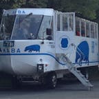 山中湖　水陸両用車バス