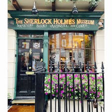 シャーロック・ホームズ博物館
→行列を見てチケットを買うのを断念🥲