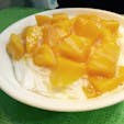 台湾
冰讃のマンゴーミルクかき氷。
生マンゴーが提供できる季節だけ開店。氷もミルク味の不思議な食感。
あっという間に食べられちゃう。
本当に本当に美味しい！