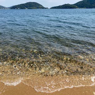 海綺麗。ポスト可愛い。郵便局も可愛い。