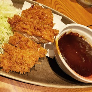 この旅行で知った岡山グルメ🤤
デミカツとえびめし

#H&Nの旅行日記
#H&Nのグルメ記録
#岡山グルメ
#岡山旅行