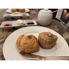 TEA HOUSE SARAH

スコーンが美味しいお店でティータイム☕️

#兵庫#宝塚#宝塚グルメ#兵庫グルメ