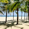 ミーケビーチ:ダナン(ベトナム)
2022/6に日本<->ダナンの直行便が無くなってしまいましたが、ホーチミン経由で行ってきました。
広大な砂浜と波静かで透明度の高い海辺は、これまで見たどんな海より美しかった！
