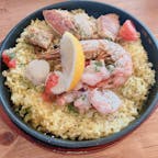 岩手　釜石　魚河岸テラス
釜石湾の景色を一望しながら地元の食材を使った料理を楽しめます。