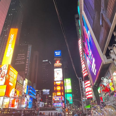 タイムズスクエア