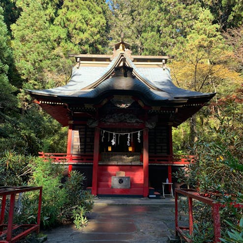 花園神社