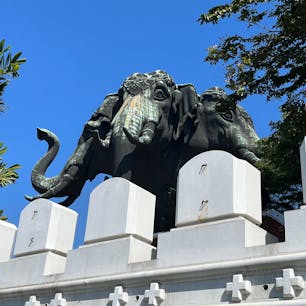バンコクのエラワン博物館
巨大なエラワン🦣像にびっくり‼️