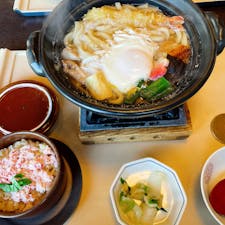 かごの屋　豊中少路店

かにせいろご飯と鍋焼きうどんを食べてきました。