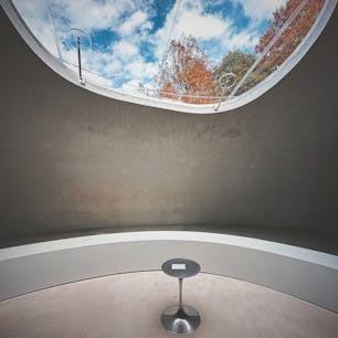 豊島美術館
カフェ