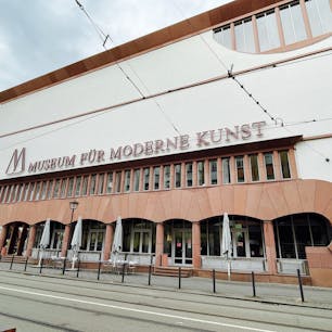 モダンアート美術館 in Frankfurt (MMK)