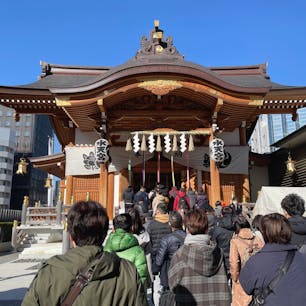 安産や子宝で有名な「水天宮」⛩

ベビーカー置き場や待合室には授乳室もあり小さいお子さん連れでも参拝しやすいスポットです‼︎