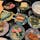 Cafe Kagafu Fumuroya Tokyo
カフェ 加賀麩不室屋（東京ミッドタウン・サントリー美術館内）

慶応元年（1865年）創業の「加賀麩不室屋」のお麩を使った料理が楽しめるカフェ。
カラフルな小皿にお麩料理が並ぶ「加賀麩いろどり膳（2,090円）」はランチにおすすめ！くるま麩のカツレツ、生麩饅頭、あわ生麩の味噌田楽、よもぎ生麩のお刺身など、ふわモチ食感の様々な麩の美味しさを一度に味わえる贅沢なお膳です♪

#tokyo #tokyomidtown #fumuroya #tokyorestaurant #tokyo #tokyocafe #roppongi