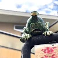 美濃焼の生産量NO1の土岐市にある、徳利の名産地「下石町」のあちこちで見られる「とっくりとっくん」。かわいいとっくん、色々見つけてみてください。