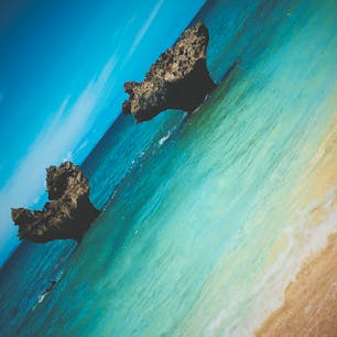 2018.08.17
沖縄家族旅行🌺ハートロック

#沖縄 #海 #ハートロック