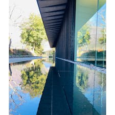 大分
COMICO ART MUSEUM YUFUIN

由布院の新しい美術館
隈研吾さんの設計
美術館なのに
宿泊もできるようです