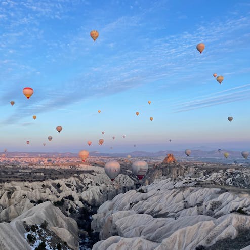 ギョレメ国立公園とカッパドキアの岩窟群
