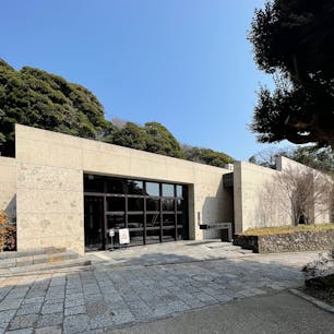 2023.3.9（木）鎌倉日帰り
鎌倉歴史文化交流館

鎌倉駅西口から徒歩10分ほど
鎌倉の歴史が学べます
木曜日10時30分から学芸員による説明あり
（先着20名、所要時間1時間）