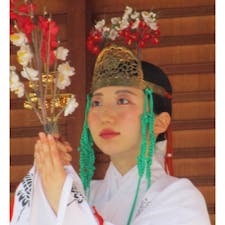 城南宮　梅が枝　(京都)
⛩️城南宮のしだれ梅と椿・梅が枝神楽 

#サント船長