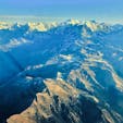 ネパール　サガルマタ国立公園
遊覧飛行の飛行機の窓が綺麗ではなくて残念でしたが、ヒマラヤの山々を見れて良かったです。