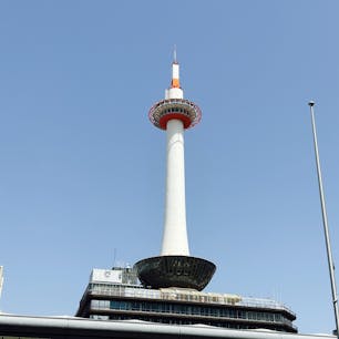 久し振りに京都へ。
外国人観光客も増えてきましたね◎