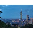 台北101タワーと夜景。
象山歩道から。