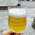 名古屋でのゴールデンウィークはやっぱりベルギービールウィークエンドでした！
グラス+コイン10枚のスターターセットを購入して、ビールやおつまみを野外で楽しむ！ライブもあるからゆっくりと楽しめます。
数年振りに参加できて嬉しかったな◎

全国で開催されるイベントです。
次は横浜→大阪→六本木と続きます！

https://belgianbeerweekend.jp/