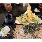 長野県上田市の草笛手打ちそば処
コシがありそばの量も多く、
舞茸の天ぷらが絶品。
オニヤンマ　久々。