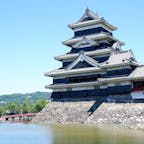 季節を問わず、美しい景色を楽しめる長野・松本にある「松本城」。
漆黒の名城には美しい景色を眺められる展望スポットがあるほか、貴重な資料も見ることができますよ♪

#長野 #松本 #松本城 #国宝 #北アルプス #旅田サトシ