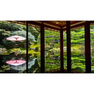 旧竹林院　@滋賀

比叡山の麓、疲れた足を休める庭園。
喫茶などなくても、ゆったり静かにくつろげます。
映え写真を撮るコツはテーブル。