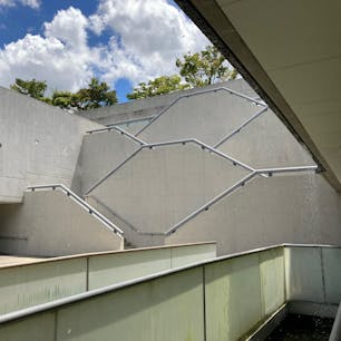 大阪
狭山池博物館

地層の展示がすごい

安藤忠雄さん設計