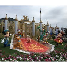 千葉県/TDR

35周年anniversary🎉

シンデレラ城のプロジェクションマッピングと花火の演出がエグかったー🤩

最後の２枚はシンデレラ城の窓から姿を見せてくれているミッキー（分かるかな⁈😅）と、花火が凄すぎて炎上してるかのようなシンデレラ城🏰

#puku2'18
#puku2"09
#puku2TDR
#puku2yumenokuni
#千葉#TDR