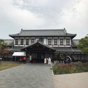 京都鉄道博物館

俺等の大好きなトワライトエキプレスも展示されて満足ですが、博物館の屋上から見る実物のジオラマは最高です♪

#サント船長の写真