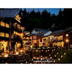 山形の銀山温泉へ♨️

大正レトロな旅館が建ち並び、とても素敵な町並みでした🥰

雪景色もとても美しいとのことなので、次はぜひ冬に訪れてみたいです✨