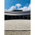 兵庫　淡路島

淡路夢舞台国際会議場
中庭

中庭の真ん中は少し高く、
そこから見える
360度の瓦屋根が素敵でした。
