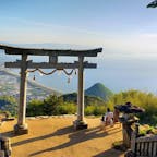 #香川県　#観音寺市　
天空の鳥居がある#高谷神社
車での行き方は、かなり迷いました。
クネクネの山道を登った先には
この素晴らしい絶景に出会えます👍
