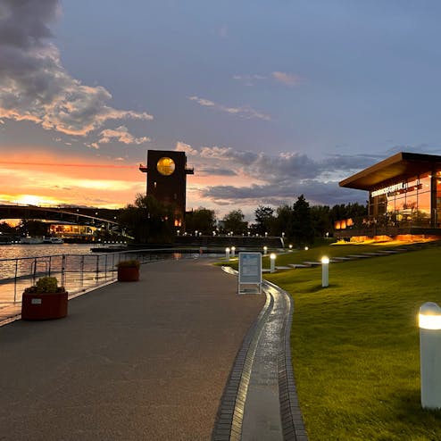 富岩運河環水公園