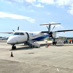 伊丹発松山行き
プロペラ機