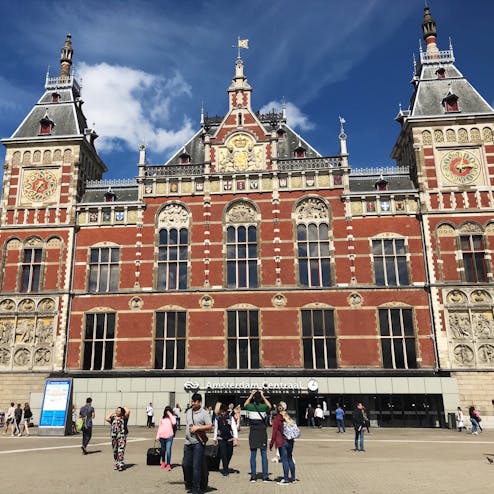 アムステルダム中央駅 Station Amsterdam Centraal の投稿写真 感想 みどころ Amsterdam Central Station 東京駅 トリップノート