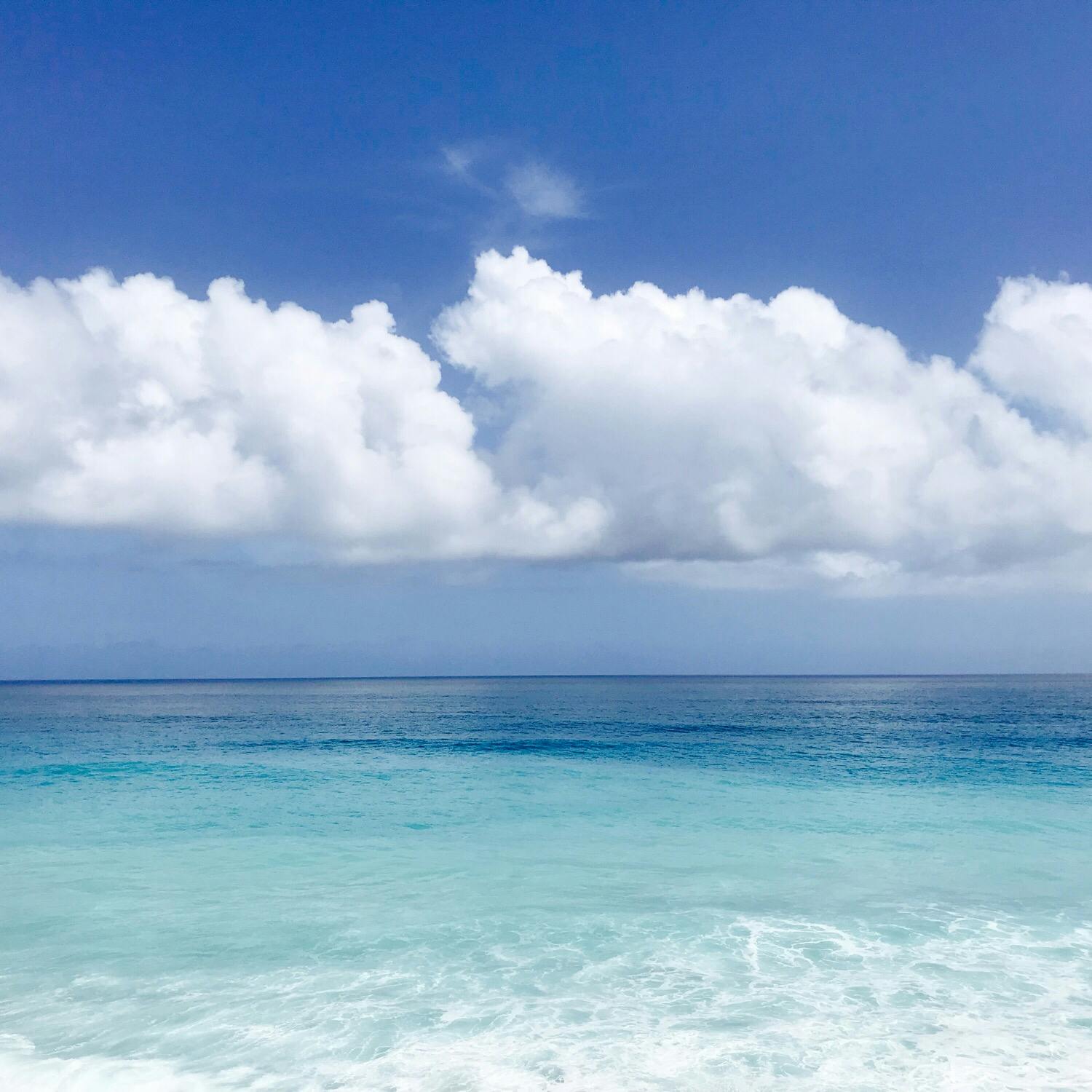 羽伏浦海岸 はぶしうらかいがん の投稿写真 感想 みどころ 羽伏浦海岸の透き通る青 トリップノート