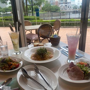 アニヴェルセル みなとみらい横浜
軽めのランチ、オシャレすぎた〜🎶
#202307 #s神奈川