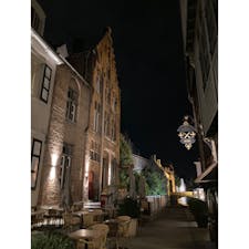 🇧🇪  ベルギー・ブルージュ

幻想的な夜景の数々…

昼も夜も魅力でいっぱいの、本当に素敵な街でした🥰

#puku2'23
#puku2"10
#puku2ベネルクスへの旅🇧🇪
#puku2ブルージュ
#ベルギー#ブルージュ#夜景#運河