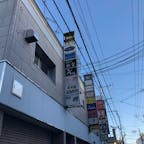 【居酒屋 ふるかわ】
佐賀で一番美味しい佐賀料理、佐賀のお酒を飲みたいなら、ふるかわさん。 佐賀駅前の華やかな立地ではなく、場末のような場所にあるのですが、それがまたいい。
佐賀のほぼ全蔵から信頼を受けているほどで、佐賀の地酒に関してはどこよりも一番すごいです。
また、有明海の美味しい刺身盛り合わせや、佐賀牛刺し盛りなど、佐賀ならではの料理も堪能できます。
佐賀県佐賀市愛敬町3-7 一番街 2F